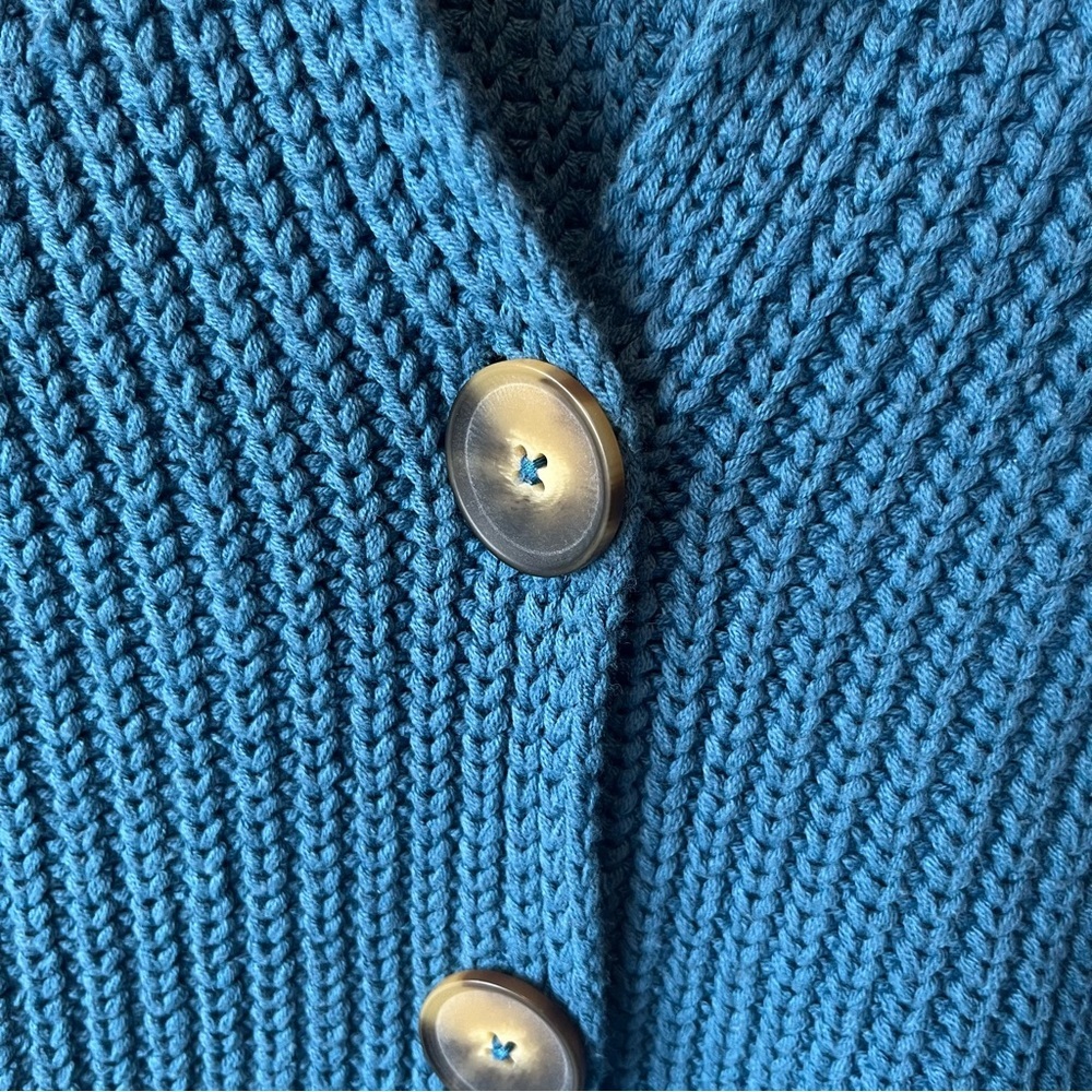 Free People Oversized cardigan Sweater XS Blue Cable knit Pockets Womens FLAW - Picture 6 of 9